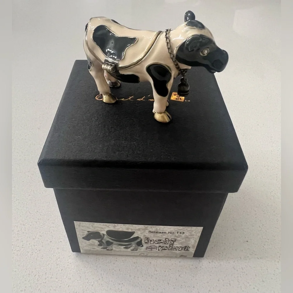 Object de Art Trinket Box #113 Half Pint Cow Enameled New In Box‎